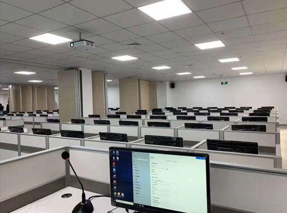 温州某大学校